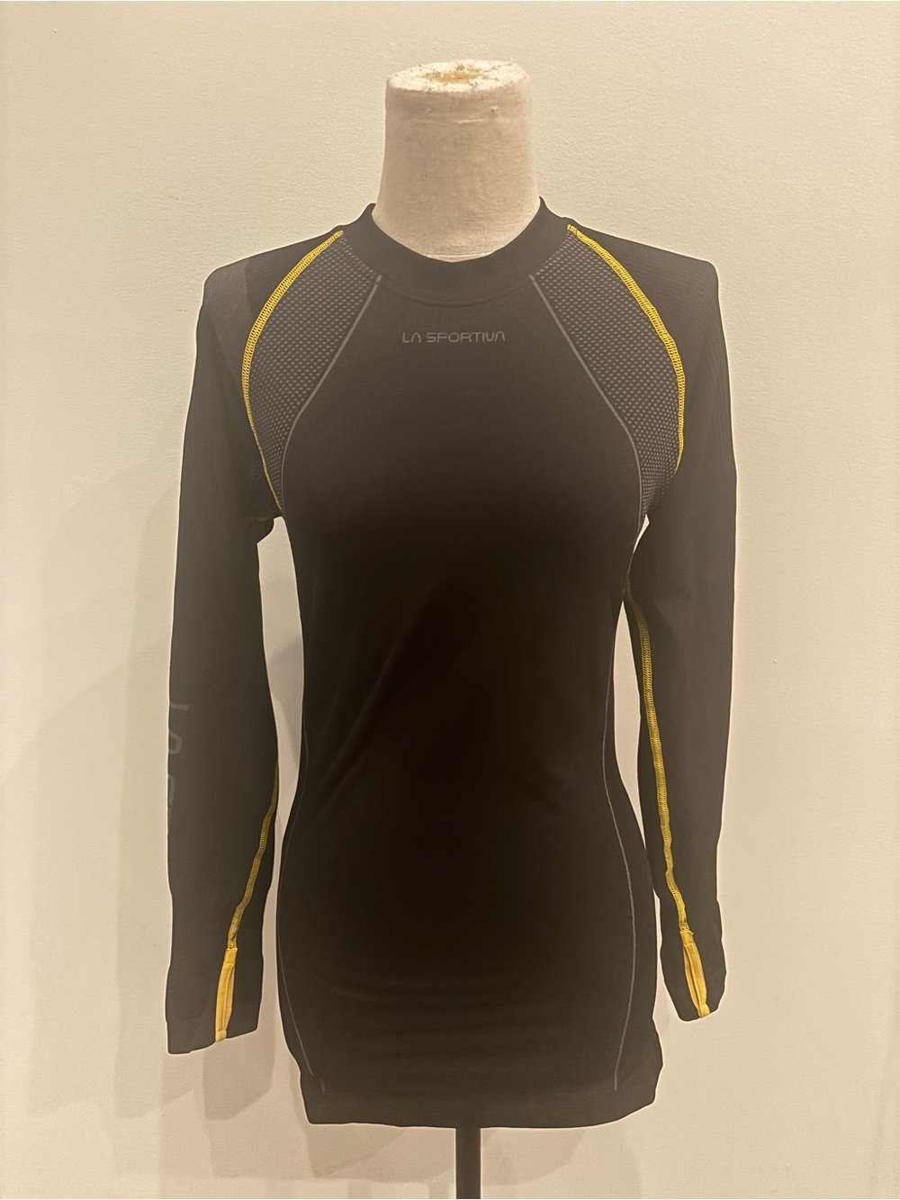 La Sportiva men’s  Black Long-Sleeve Performance Top with Yellow Accents